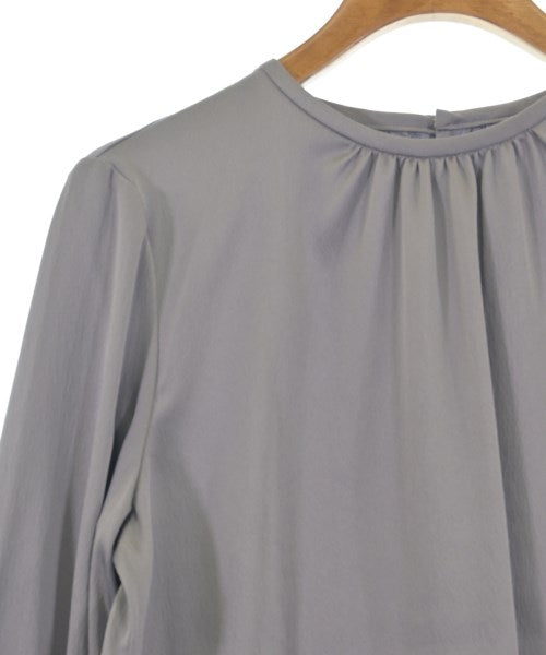 UNTITLED เสื้อลำลอง
