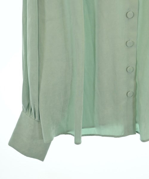 UNTITLED เสื้อลำลอง
