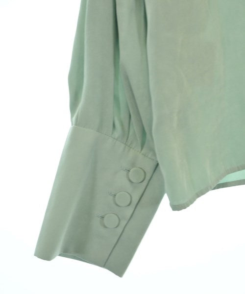 UNTITLED เสื้อลำลอง