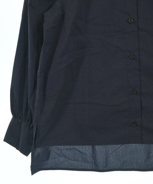 UNTITLED เสื้อลำลอง