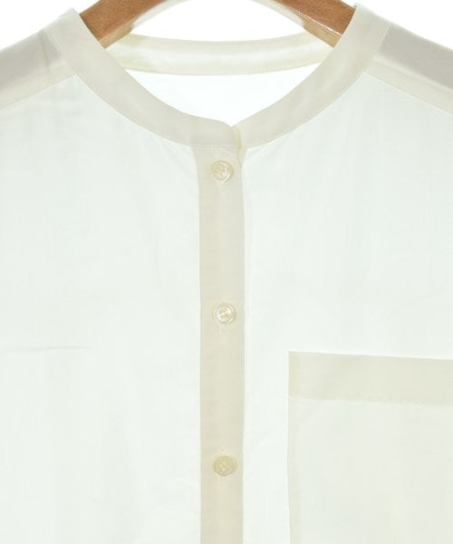 UNTITLED เสื้อลำลอง