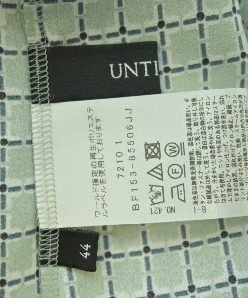 UNTITLED เสื้อสตรี