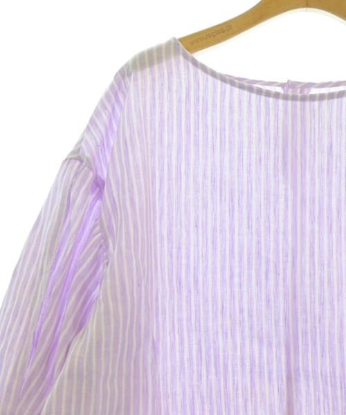 UNTITLED เสื้อสตรี