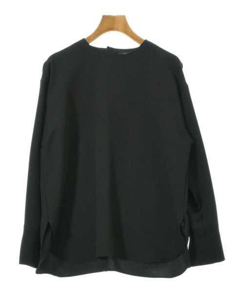 UNTITLED เสื้อสตรี