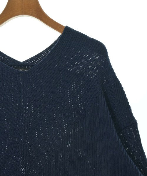 UNTITLED เสื้อกันหนาว
