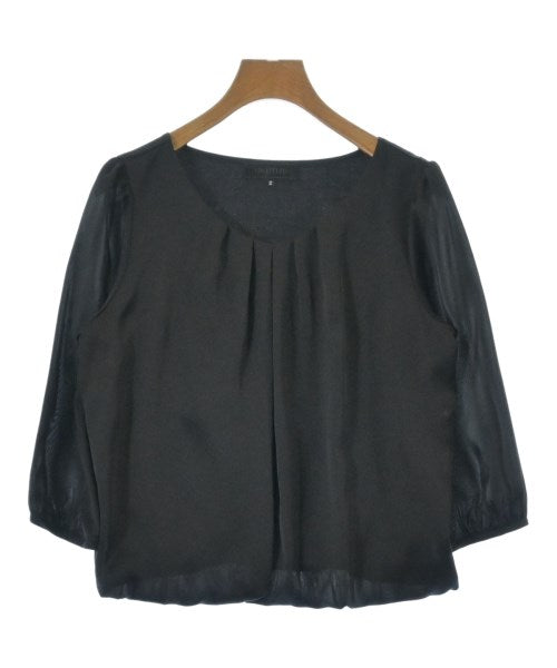UNTITLED เสื้อสตรี