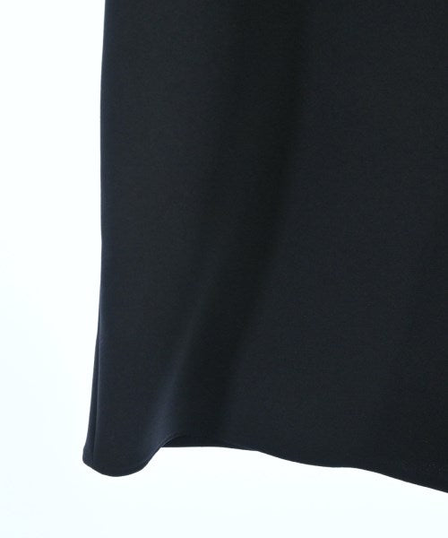 UNTITLED เสื้อสตรี