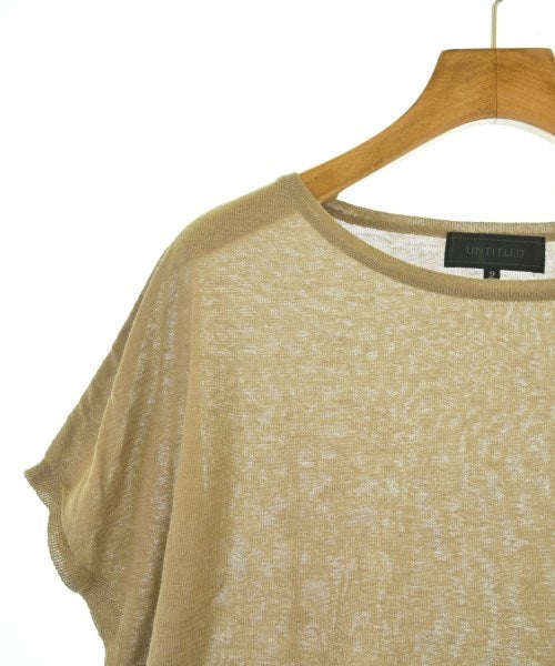 UNTITLED เสื้อแขนกุด