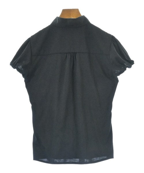 UNTITLED เสื้อลำลอง