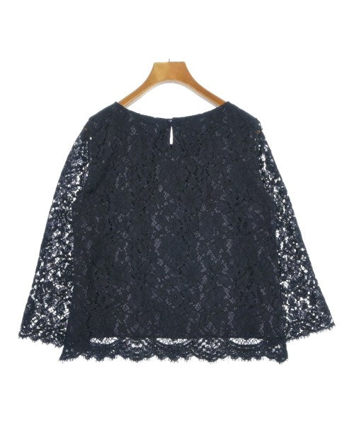 UNTITLED เสื้อสตรี