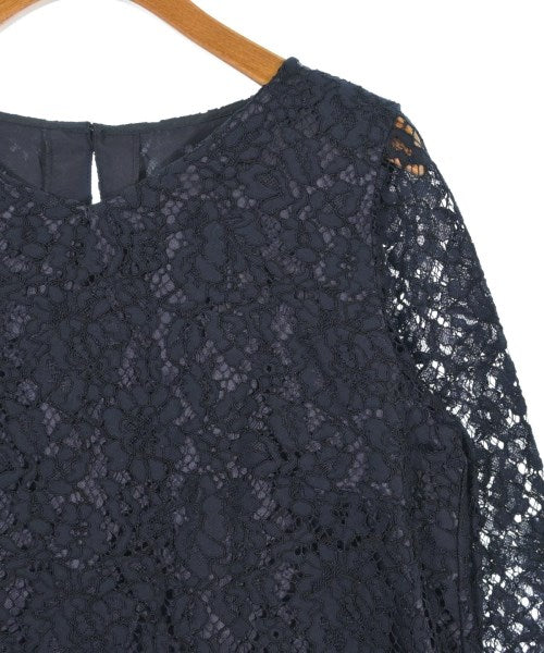 UNTITLED เสื้อสตรี