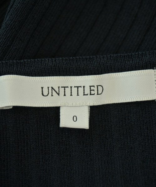 UNTITLED เสื้อกันหนาว