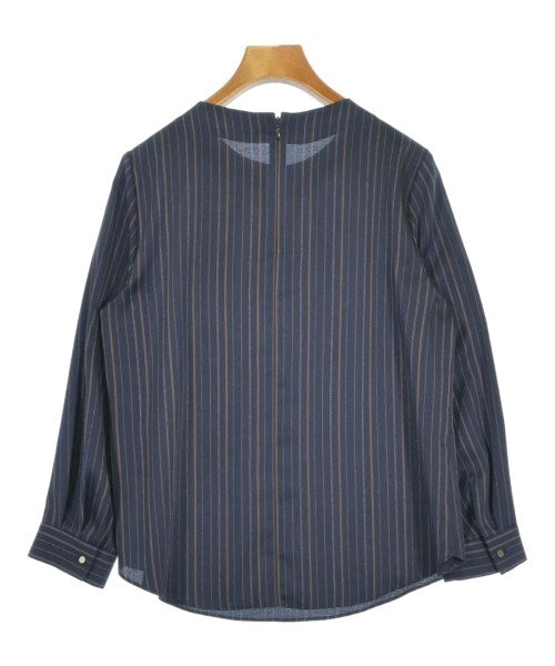 UNTITLED เสื้อลำลอง