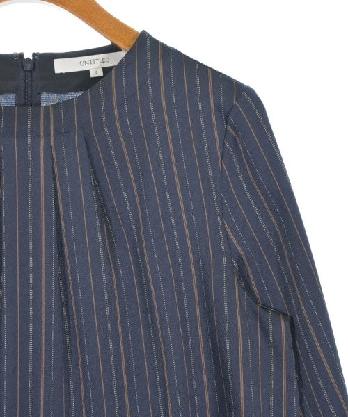 UNTITLED เสื้อลำลอง