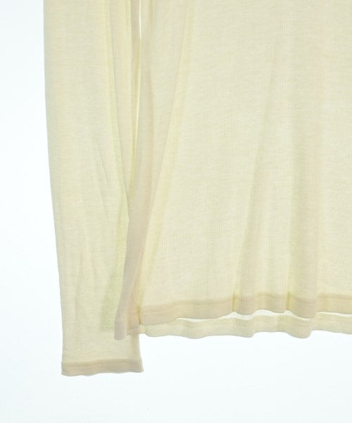 UNTITLED เสื้อยืด/เสื้อท็อปส์