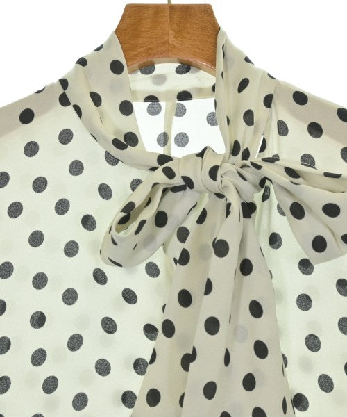 UNTITLED เสื้อสตรี