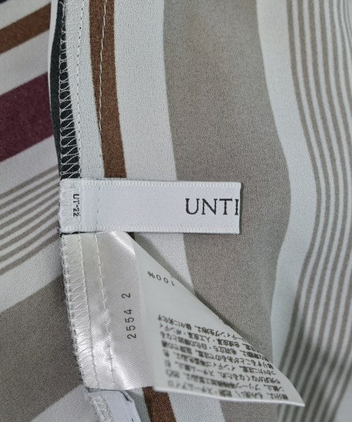 UNTITLED เสื้อสตรี