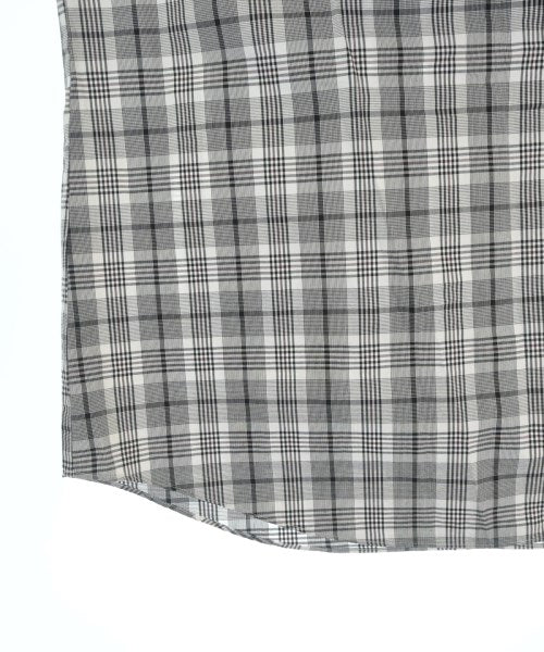 UNTITLED เสื้อสตรี