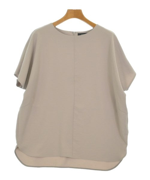 UNTITLED เสื้อสตรี