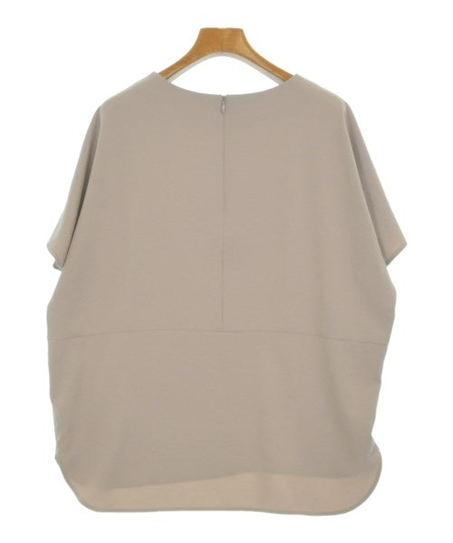 UNTITLED เสื้อสตรี