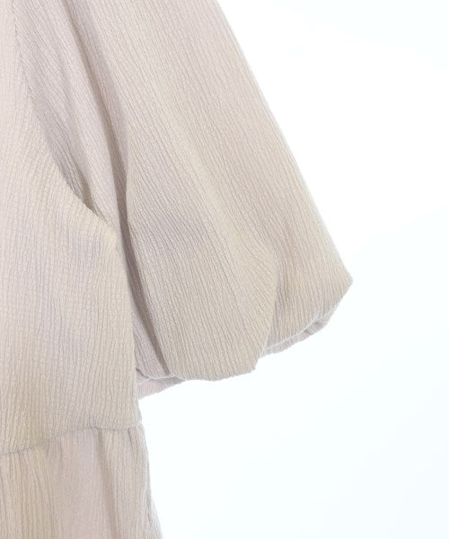 UNTITLED เสื้อสตรี