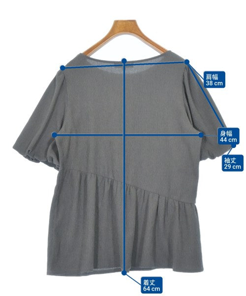 UNTITLED เสื้อสตรี