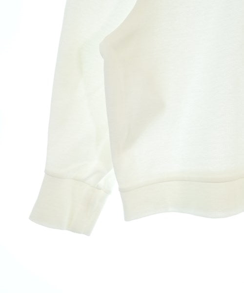 UNTITLED เสื้อยืด/เสื้อท็อปส์