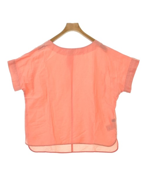 UNTITLED เสื้อลำลอง