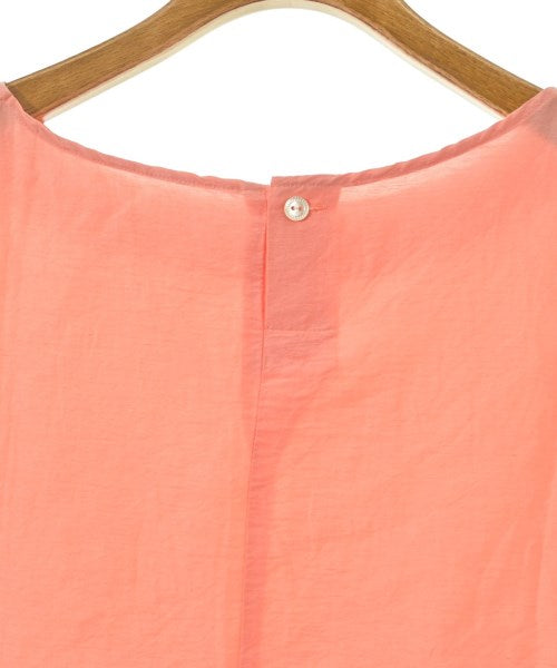 UNTITLED เสื้อลำลอง