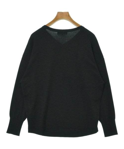 UNTITLED เสื้อกันหนาว
