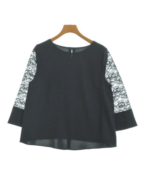 UNTITLED เสื้อสตรี