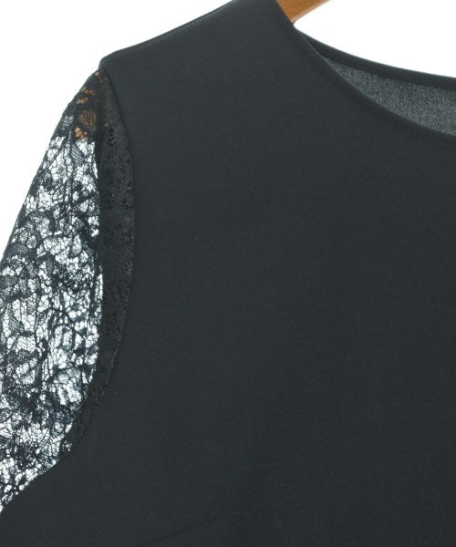 UNTITLED เสื้อสตรี