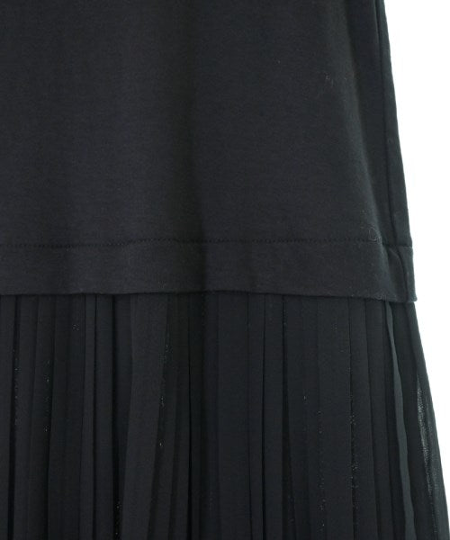 I C B ชุดเดรส