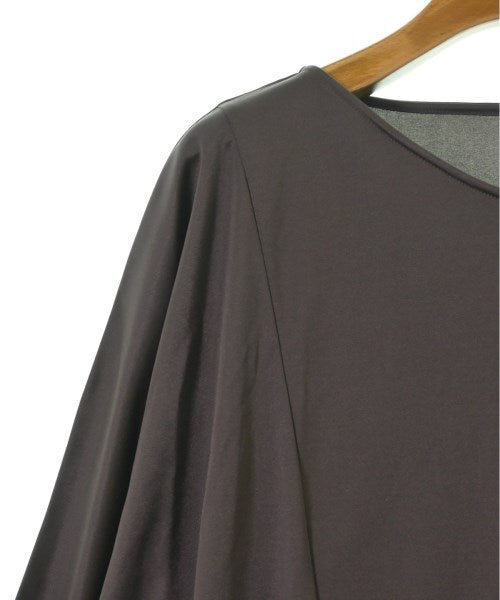 I C B เสื้อยืด/เสื้อท็อปส์