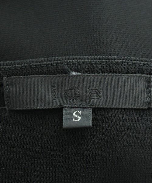 I C B เสื้อสตรี