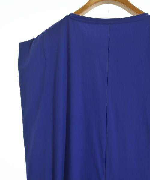 I C B ชุดเดรส