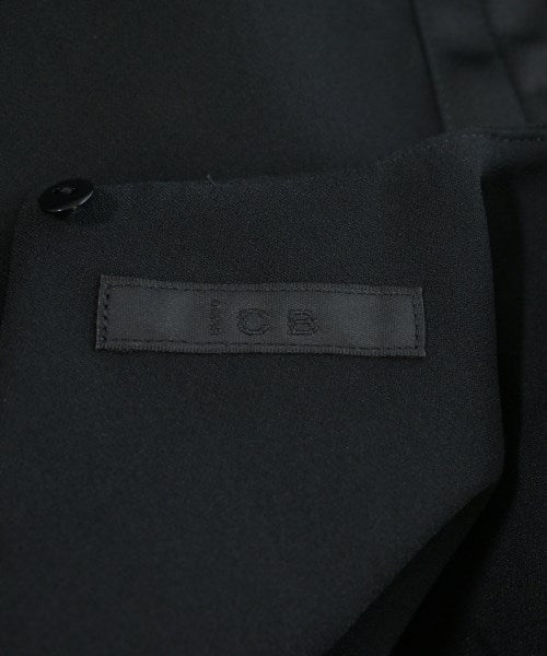 I C B เสื้อสตรี