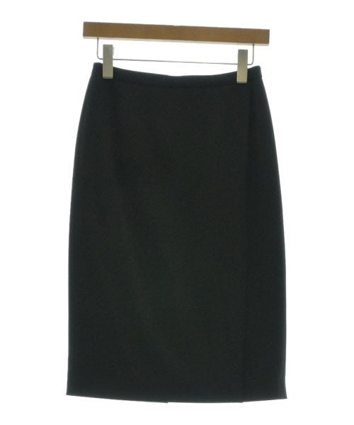 I C B กระโปรงยาวถึงเข่า