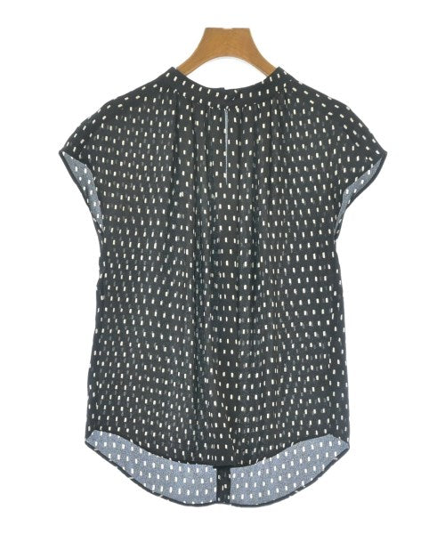 I C B เสื้อสตรี