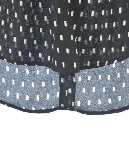 I C B เสื้อสตรี