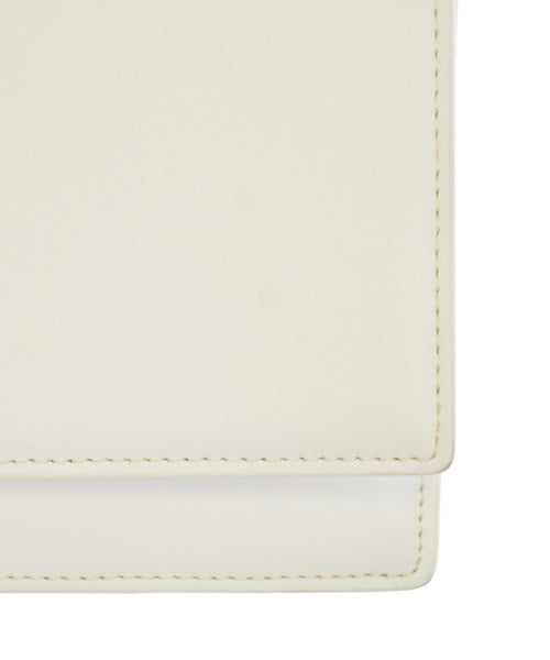 I C B กระเป๋าถือ