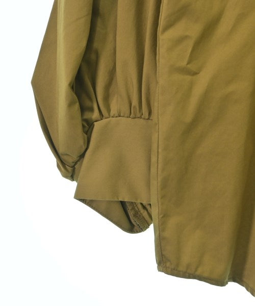 I C B เสื้อสตรี