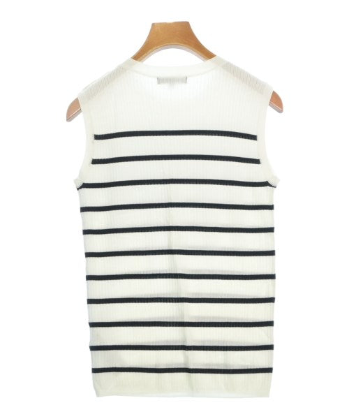 I C B เสื้อกันหนาว