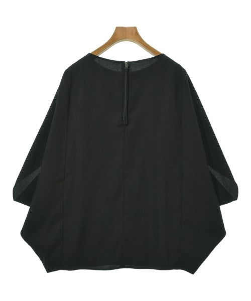 I C B เสื้อสตรี