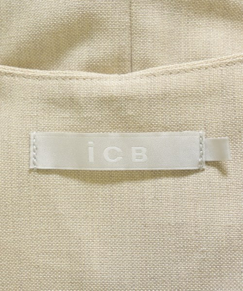 I C B เสื้อกั๊ก