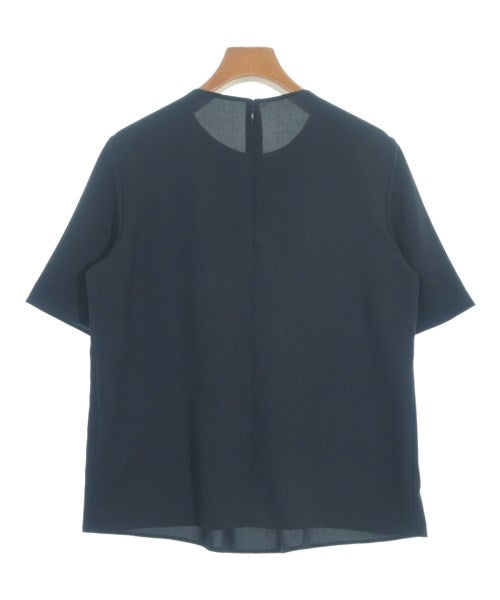 I C B เสื้อสตรี