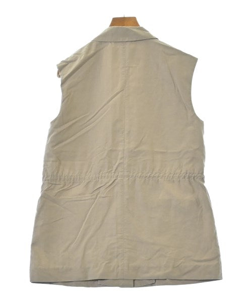 I C B เสื้อกั๊ก