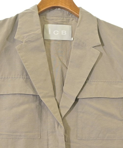 I C B เสื้อกั๊ก