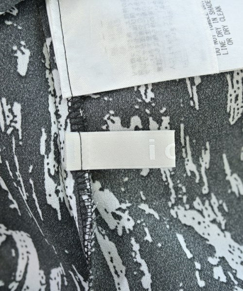 I C B เสื้อสตรี