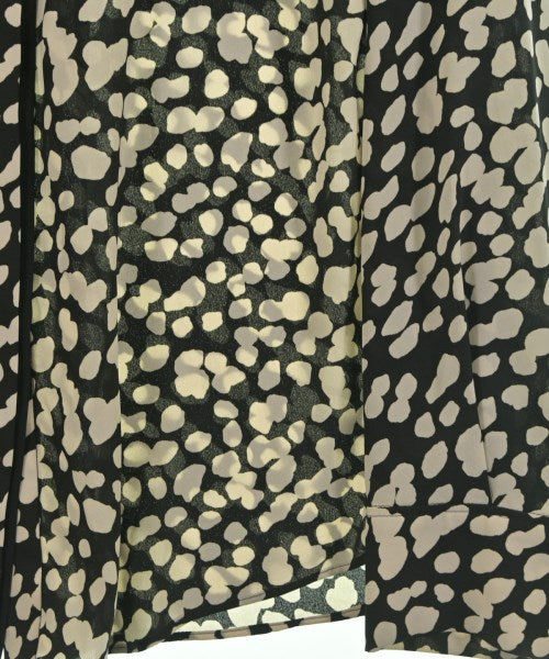 I C B เสื้อสตรี